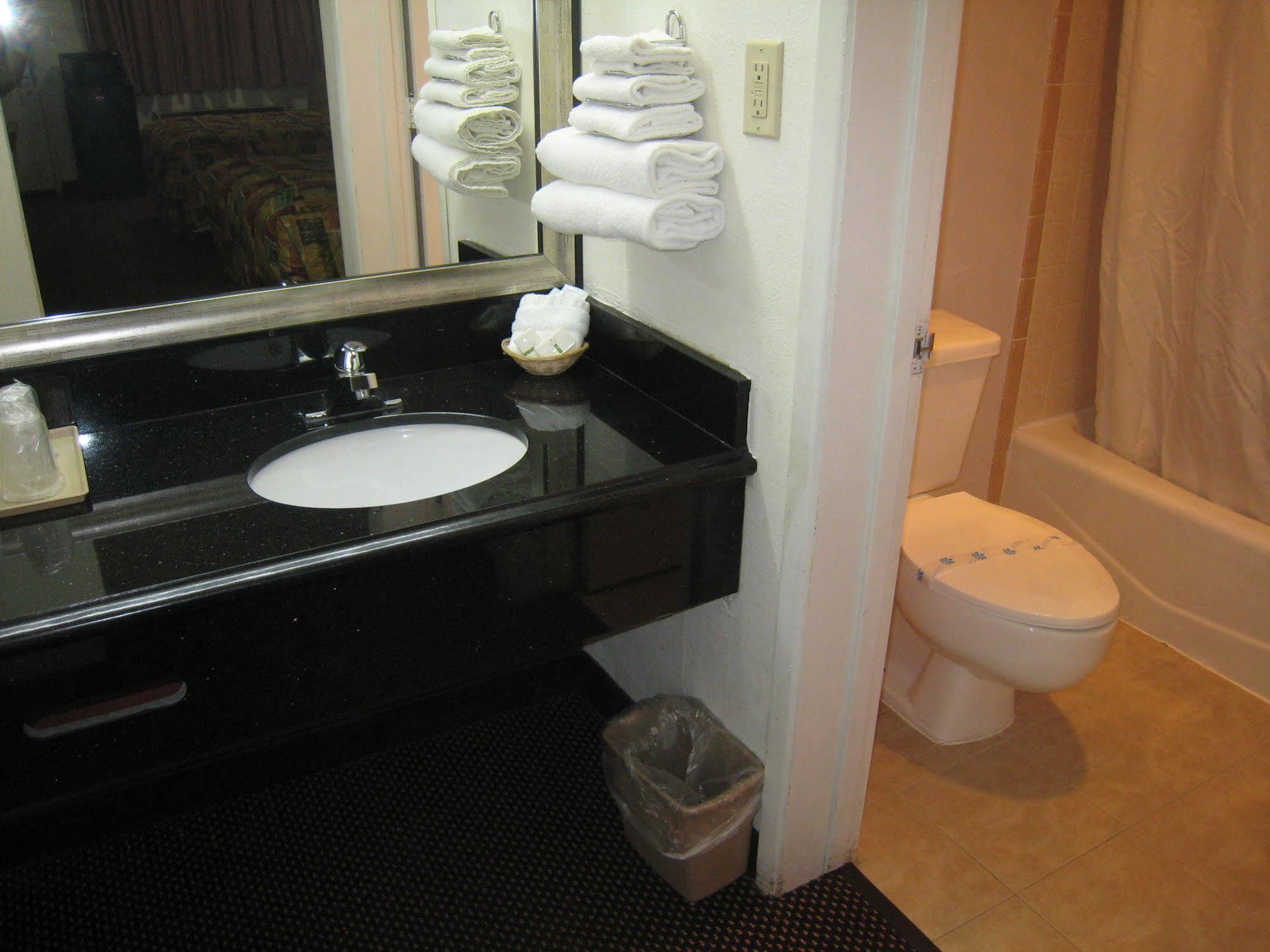 Motel 8 Maricopa Екстериор снимка