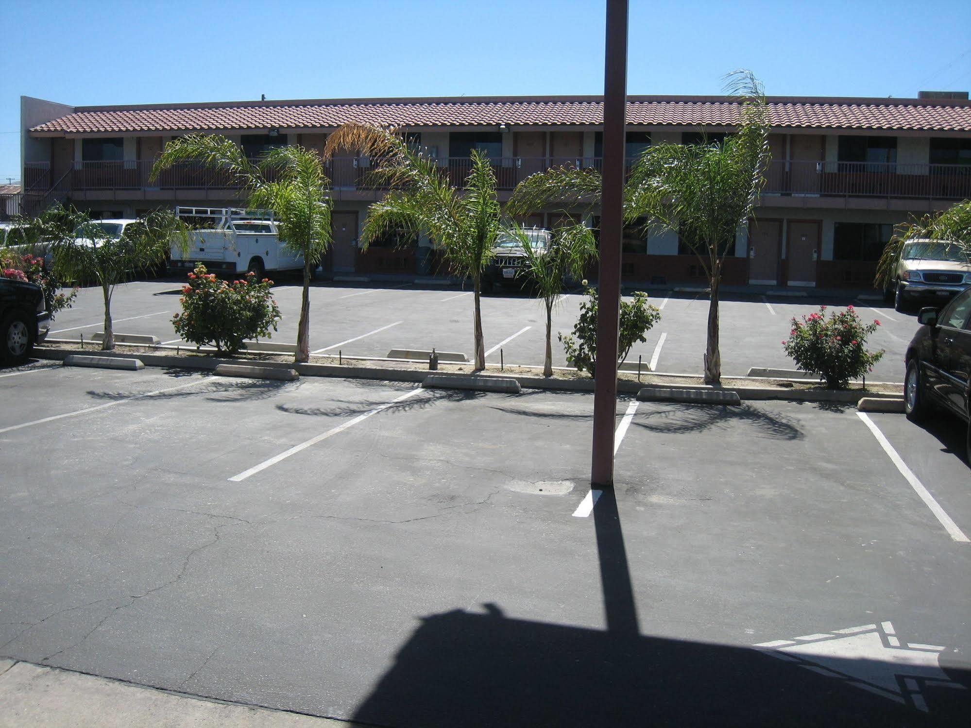 Motel 8 Maricopa Екстериор снимка