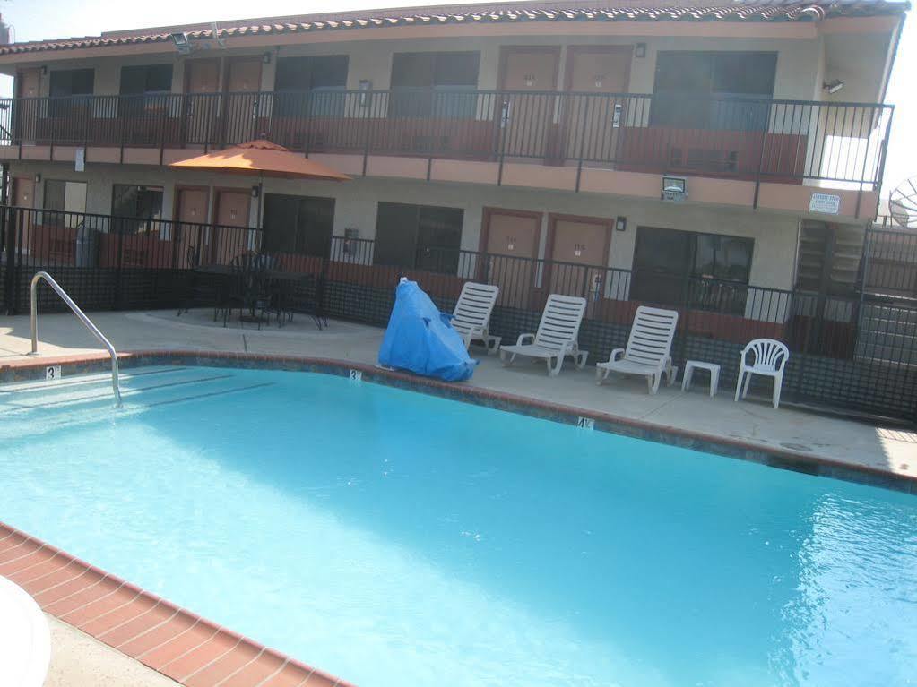Motel 8 Maricopa Екстериор снимка